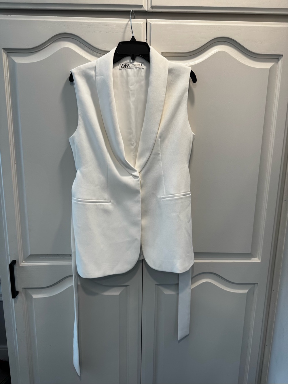 Zara Cream Sleeveless Shawl Collar Vest